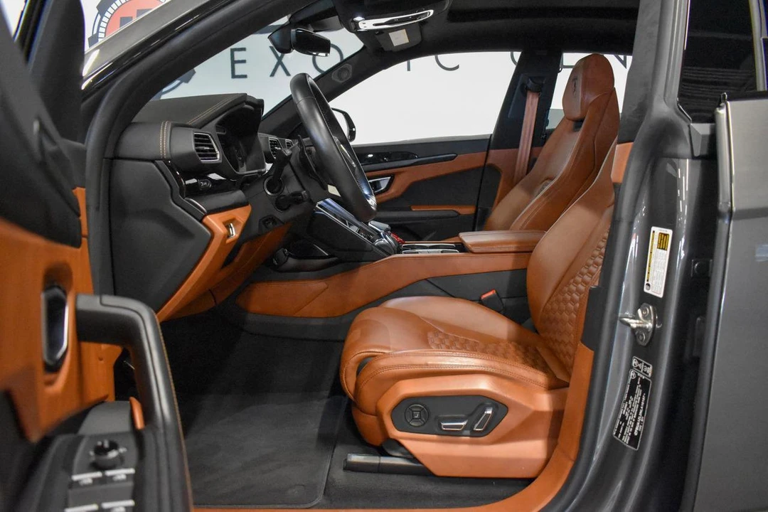 2022 Lamborghini Urus - Image 31 of 31