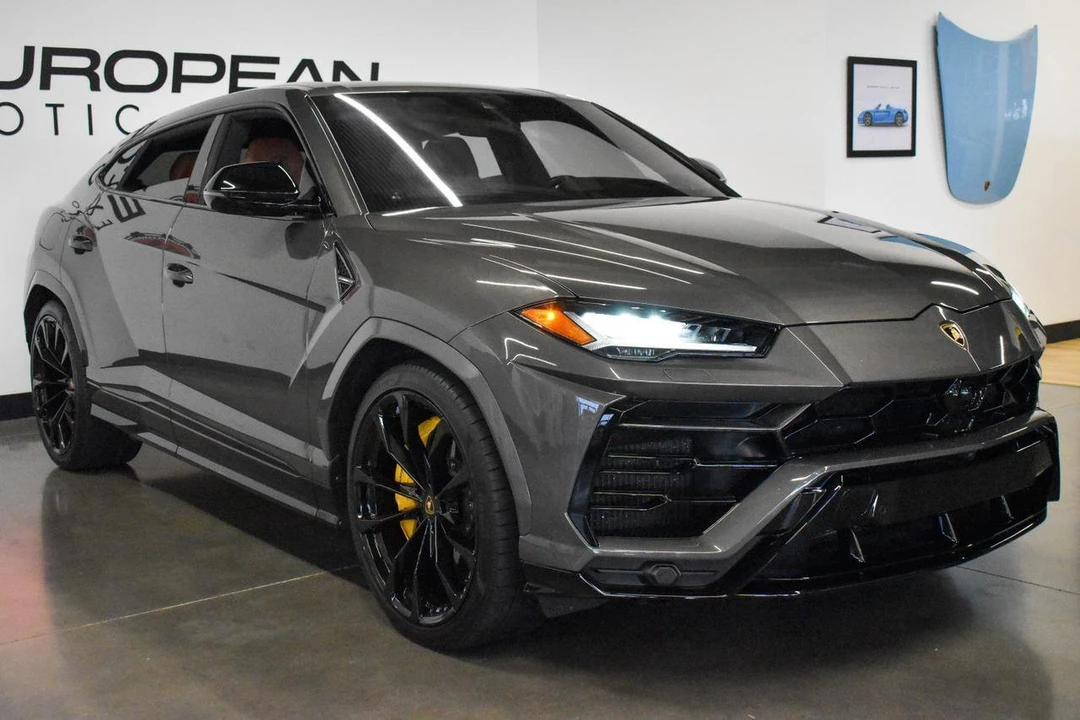 2022 Lamborghini Urus - Image 15 of 31
