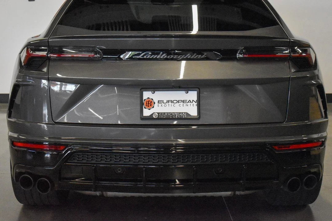 2022 Lamborghini Urus - Image 25 of 31