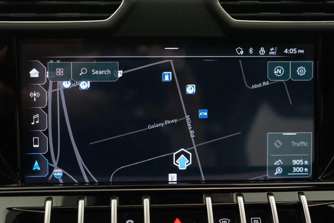 2022 Lamborghini Urus - Image 17 of 21