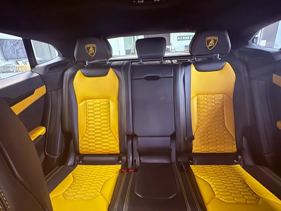 2022 Lamborghini Urus - Image 17 of 20