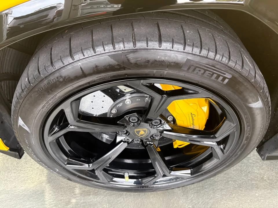 2022 Lamborghini Urus - Image 20 of 20
