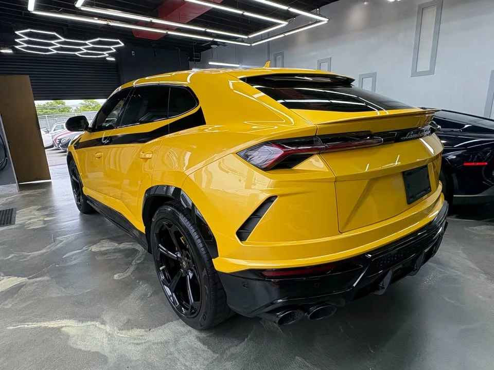 2022 Lamborghini Urus - Image 6 of 20