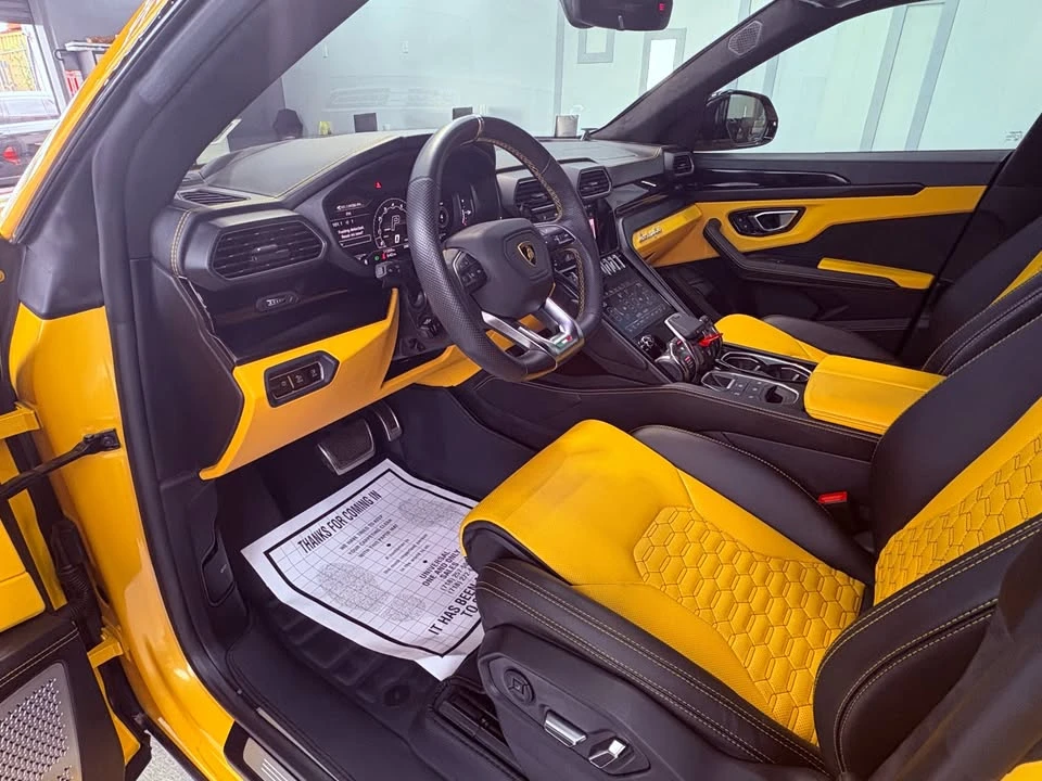2022 Lamborghini Urus - Image 9 of 20