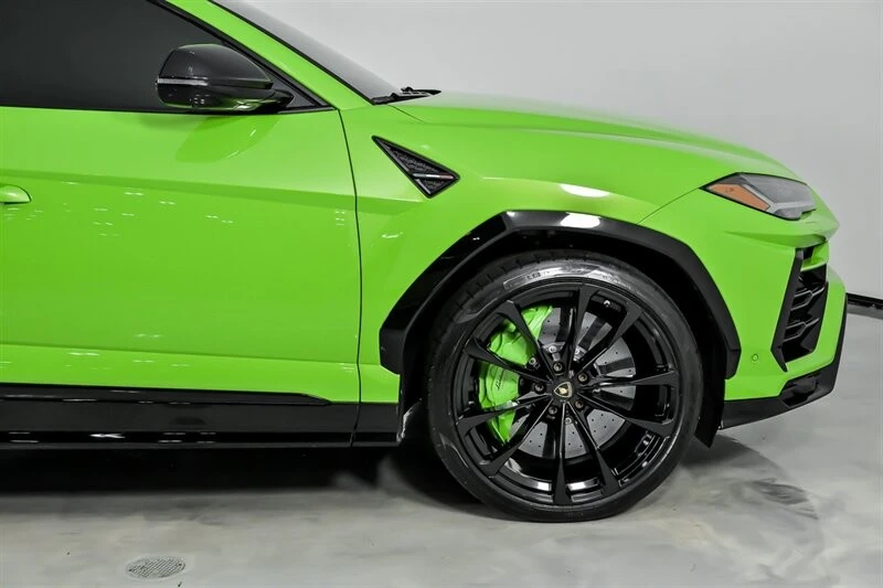 2022 Lamborghini Urus - Image 15 of 21