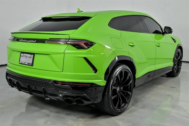 2022 Lamborghini Urus - Image 12 of 21