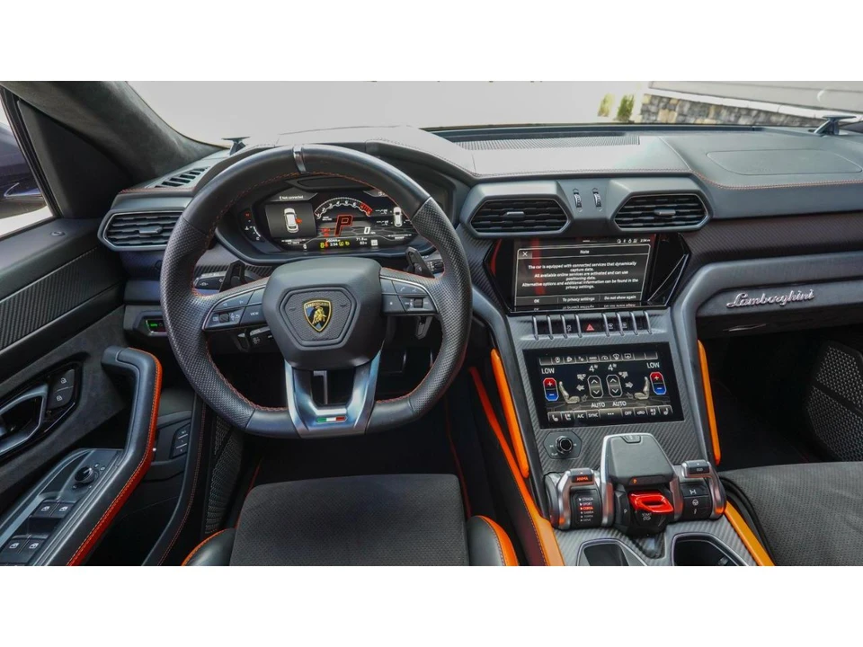 2022 Lamborghini Urus - Image 13 of 31