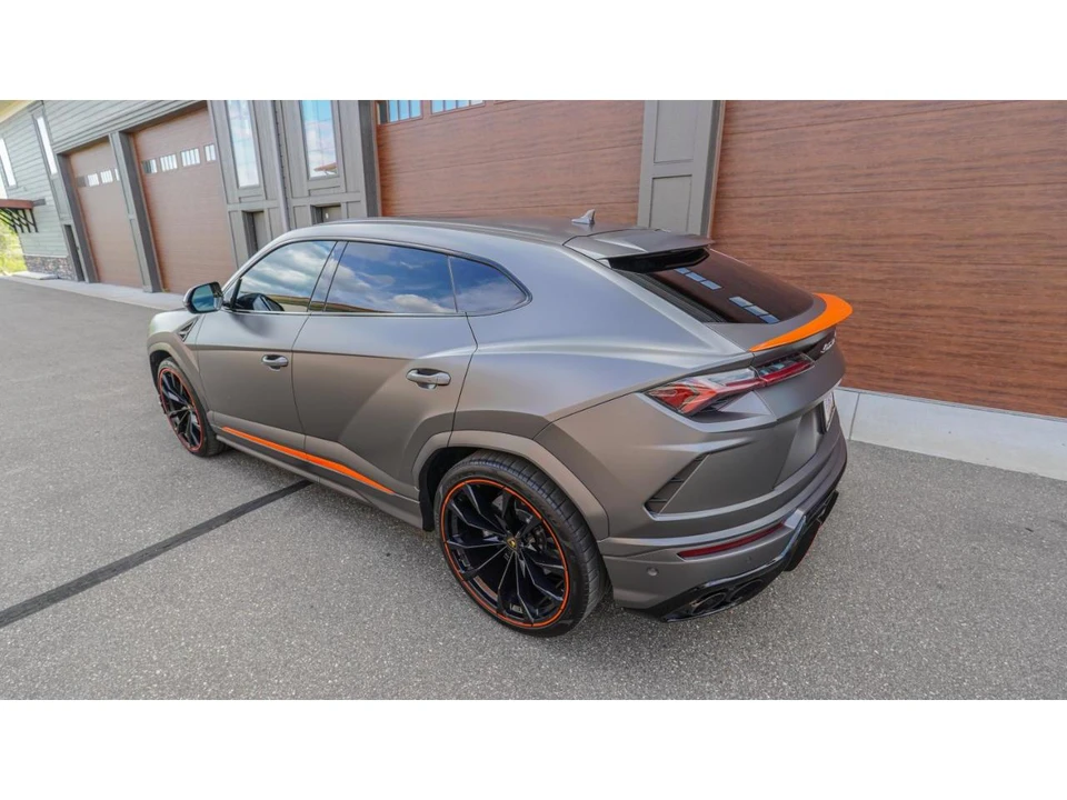 2022 Lamborghini Urus - Image 30 of 31