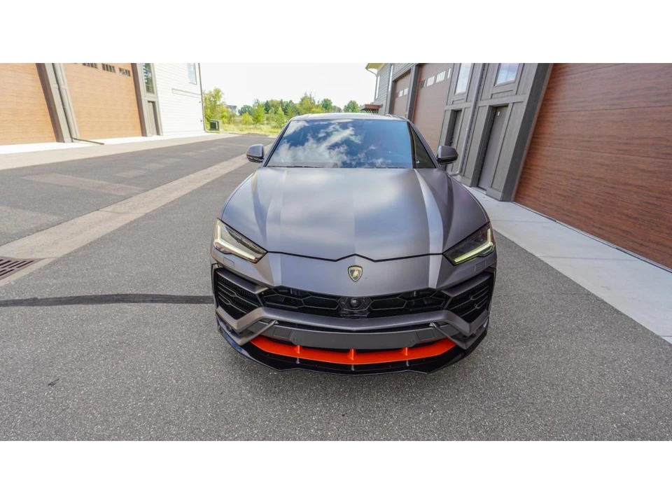 2022 Lamborghini Urus - Image 23 of 31