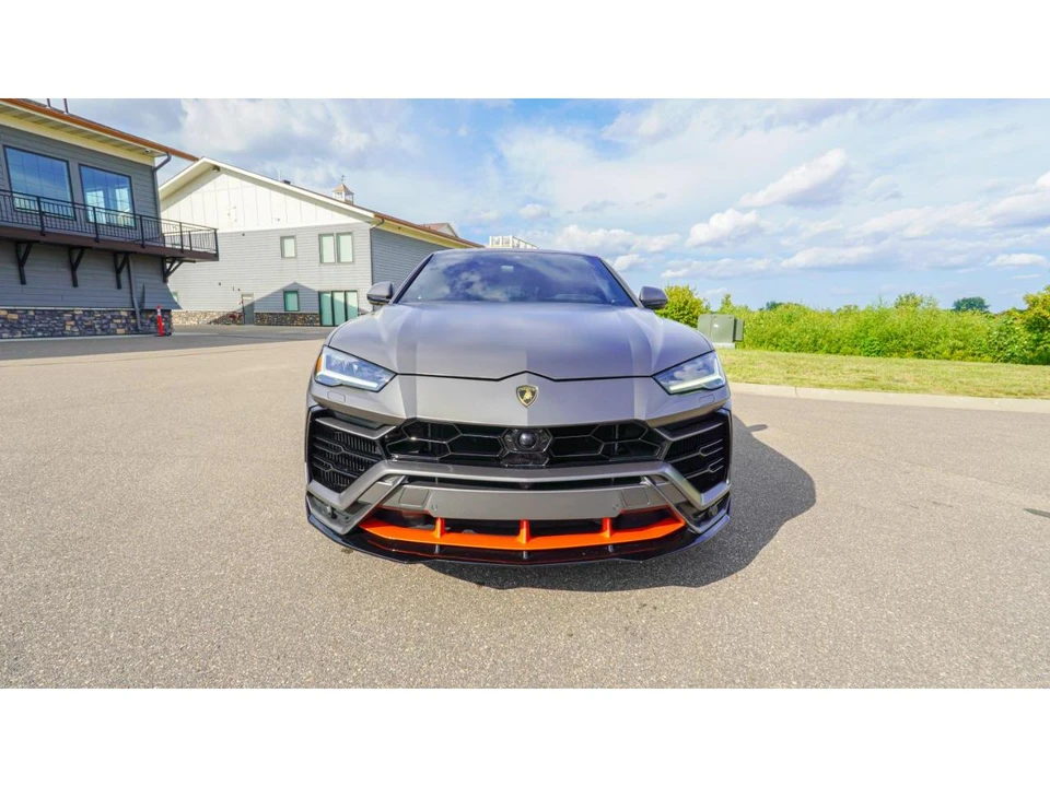 2022 Lamborghini Urus - Image 19 of 31
