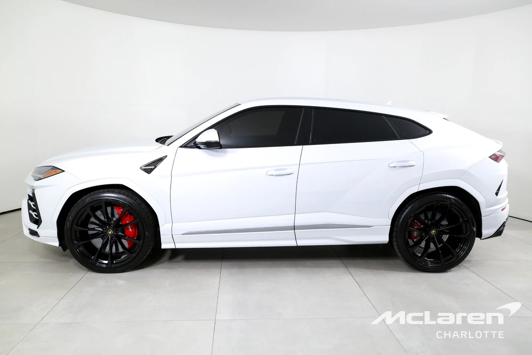 2022 Lamborghini Urus - Image 5 of 12