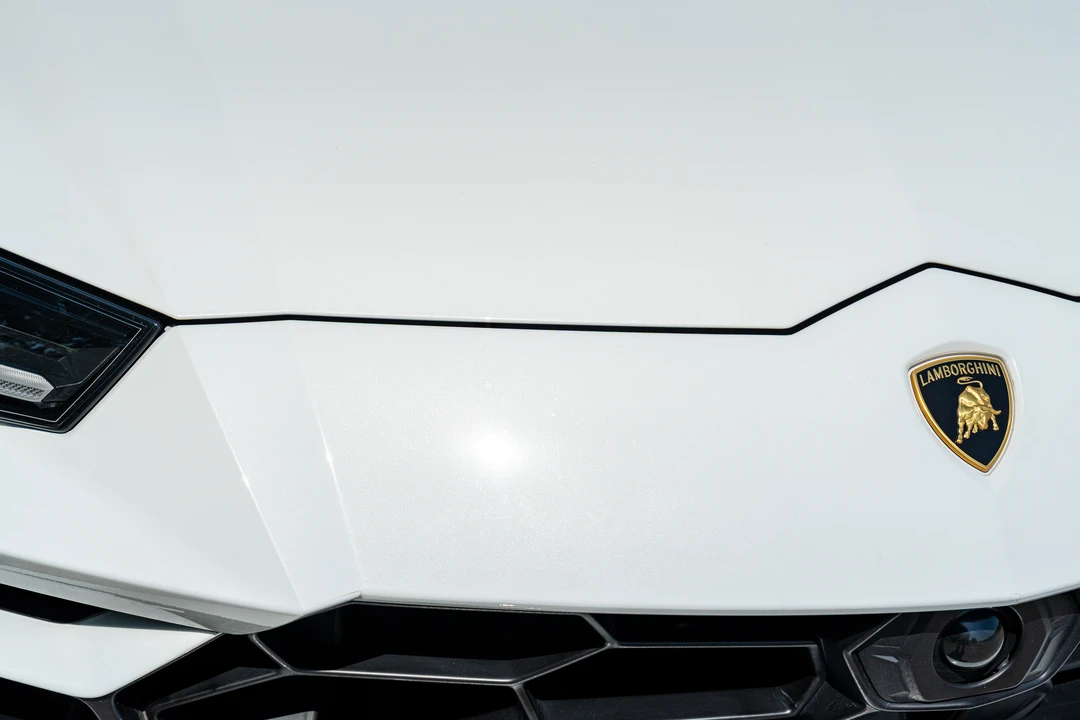 2022 Lamborghini Urus - Image 17 of 31