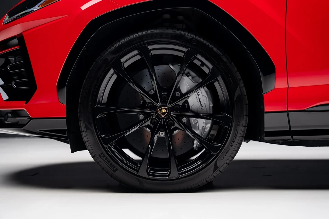2022 Lamborghini Urus - Image 19 of 21