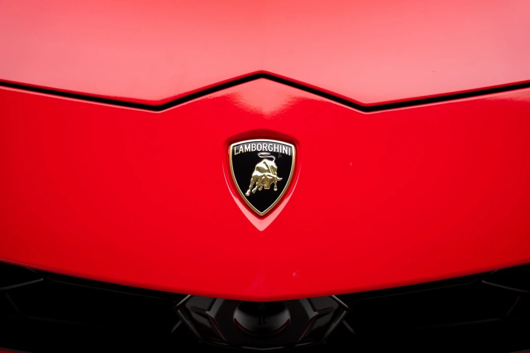 2022 Lamborghini Urus - Image 13 of 21