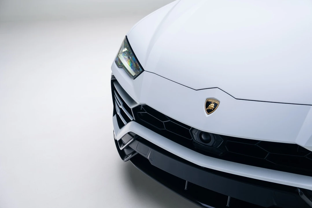 2022 Lamborghini Urus - Image 8 of 12