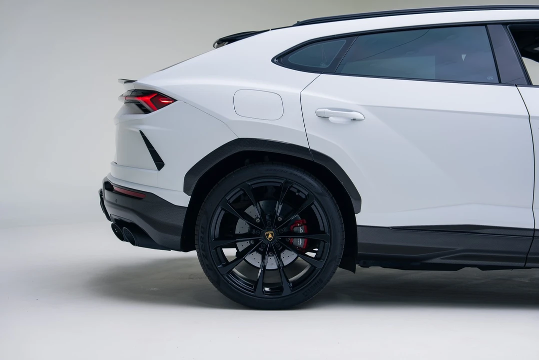 2022 Lamborghini Urus - Image 20 of 21