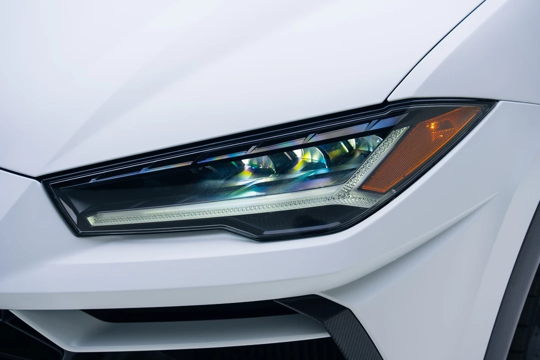 2022 Lamborghini Urus - Image 12 of 12