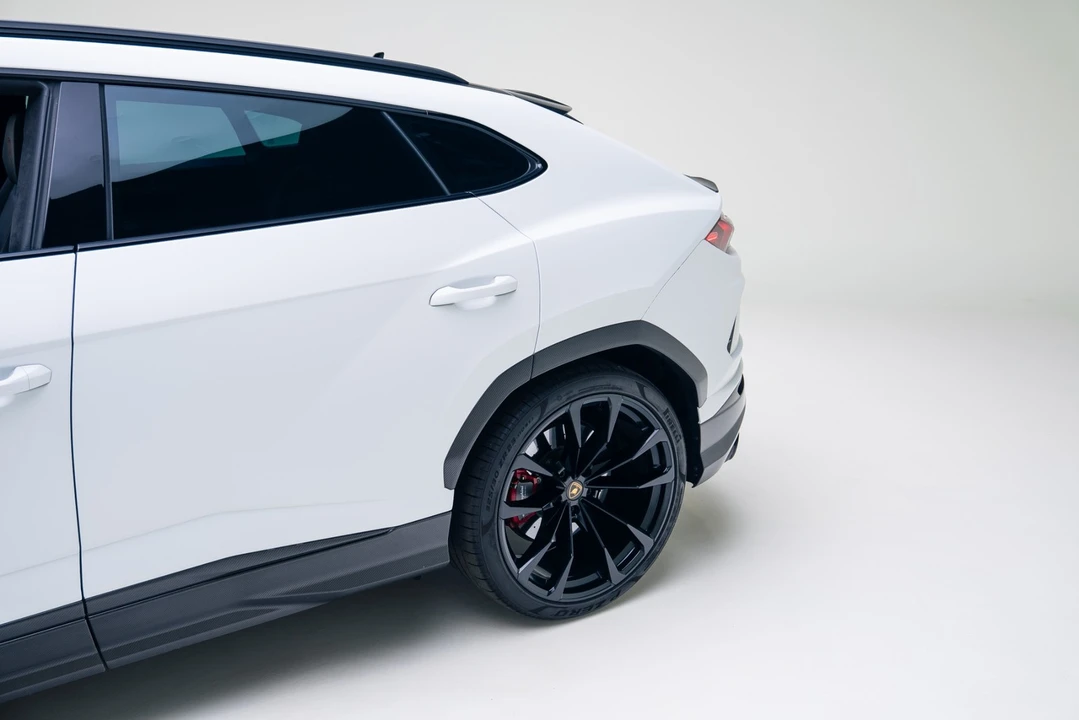 2022 Lamborghini Urus - Image 18 of 21