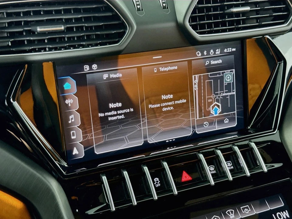 2022 Lamborghini Urus - Image 19 of 31