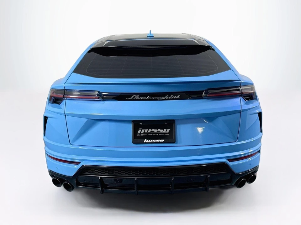 2022 Lamborghini Urus - Image 10 of 31