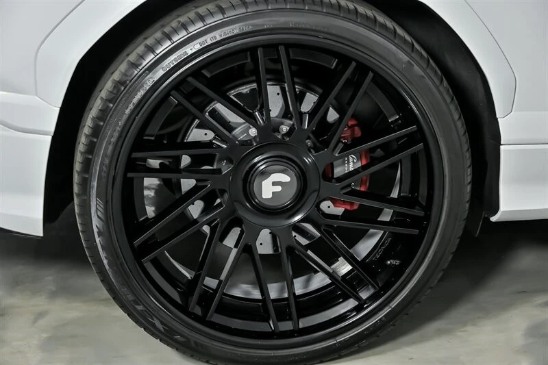 2022 Lamborghini Urus - Image 16 of 21