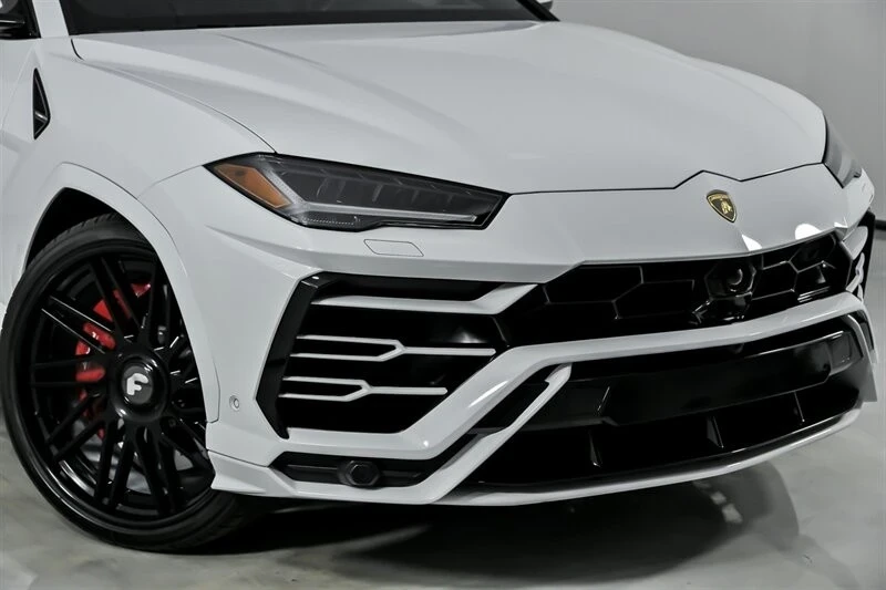 2022 Lamborghini Urus - Image 3 of 12