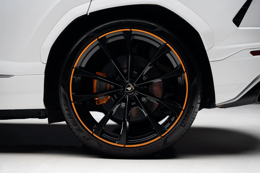 2022 Lamborghini Urus - Image 20 of 21