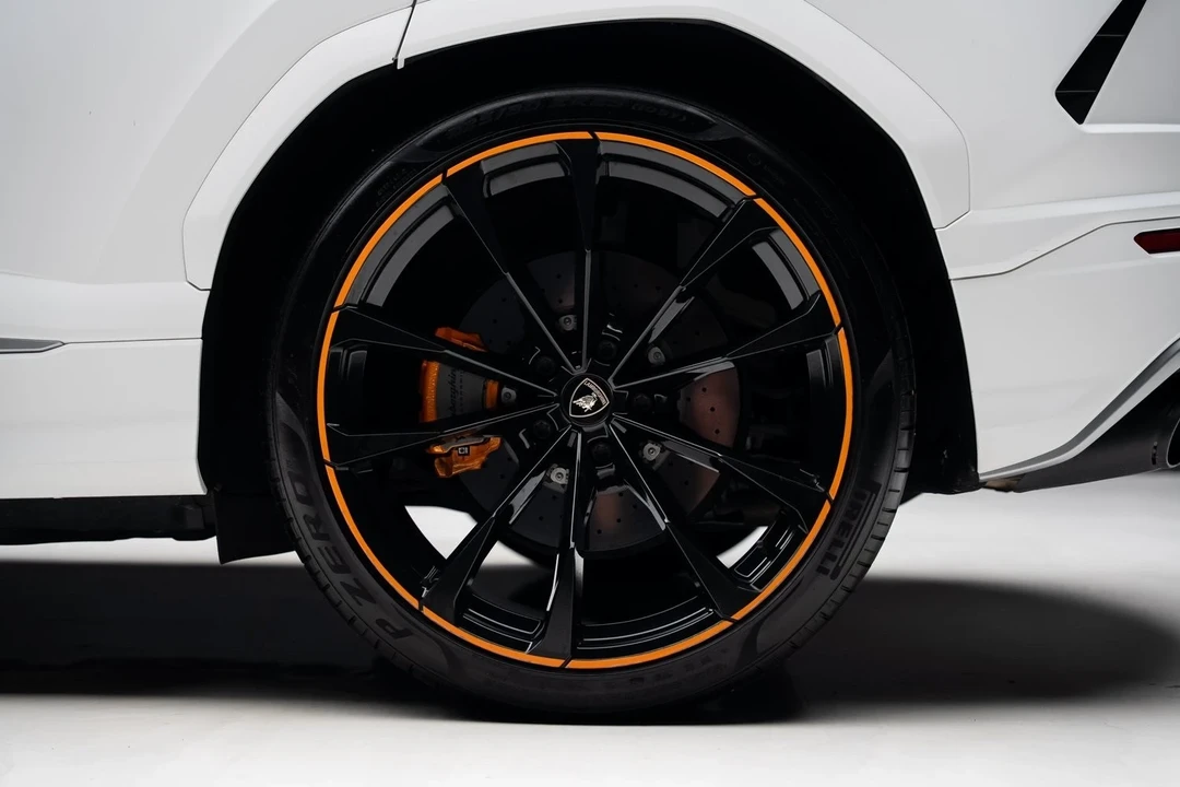 2022 Lamborghini Urus - Image 20 of 21
