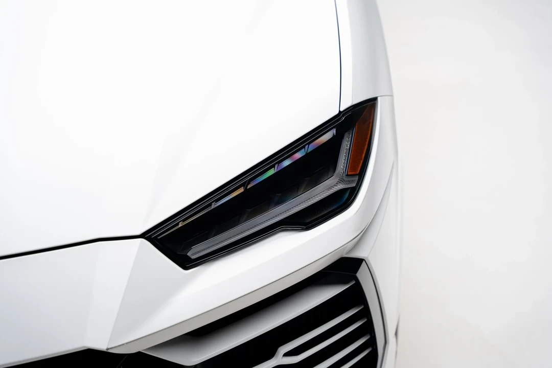 2022 Lamborghini Urus - Image 10 of 21