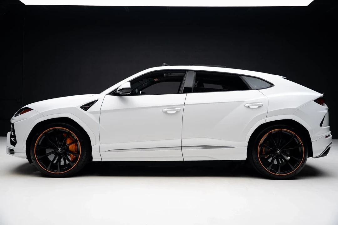 2022 Lamborghini Urus - Image 16 of 21