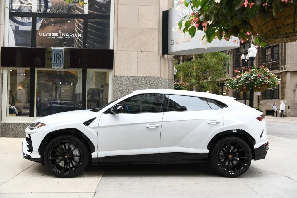 2022 Lamborghini Urus - Image 7 of 12