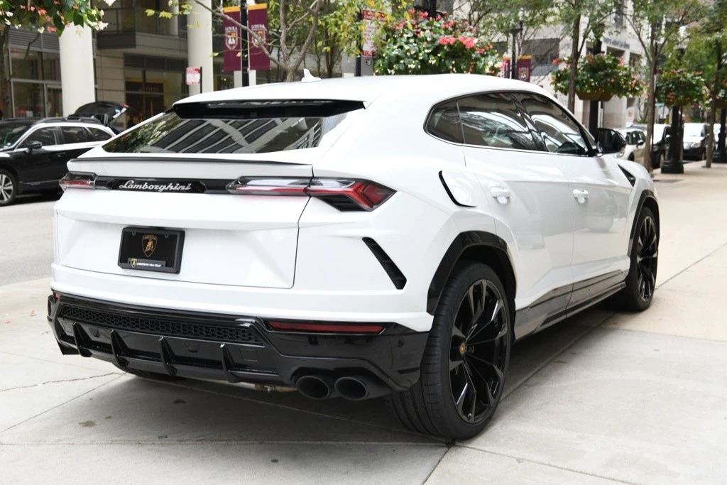 2022 Lamborghini Urus - Image 4 of 12