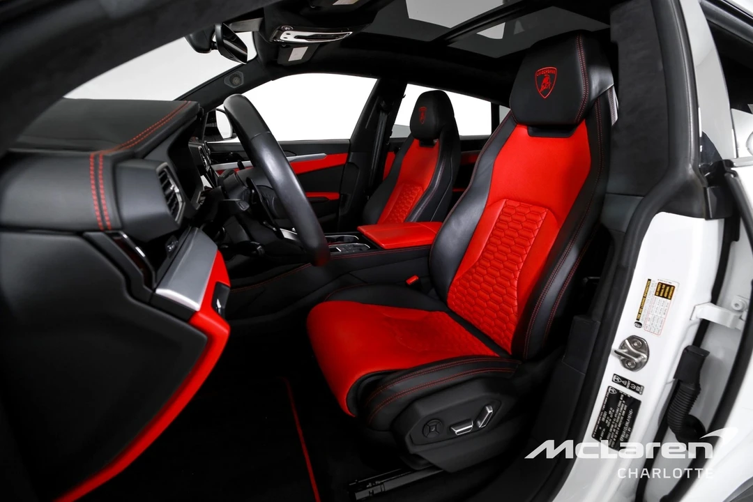 2022 Lamborghini Urus - Image 11 of 12