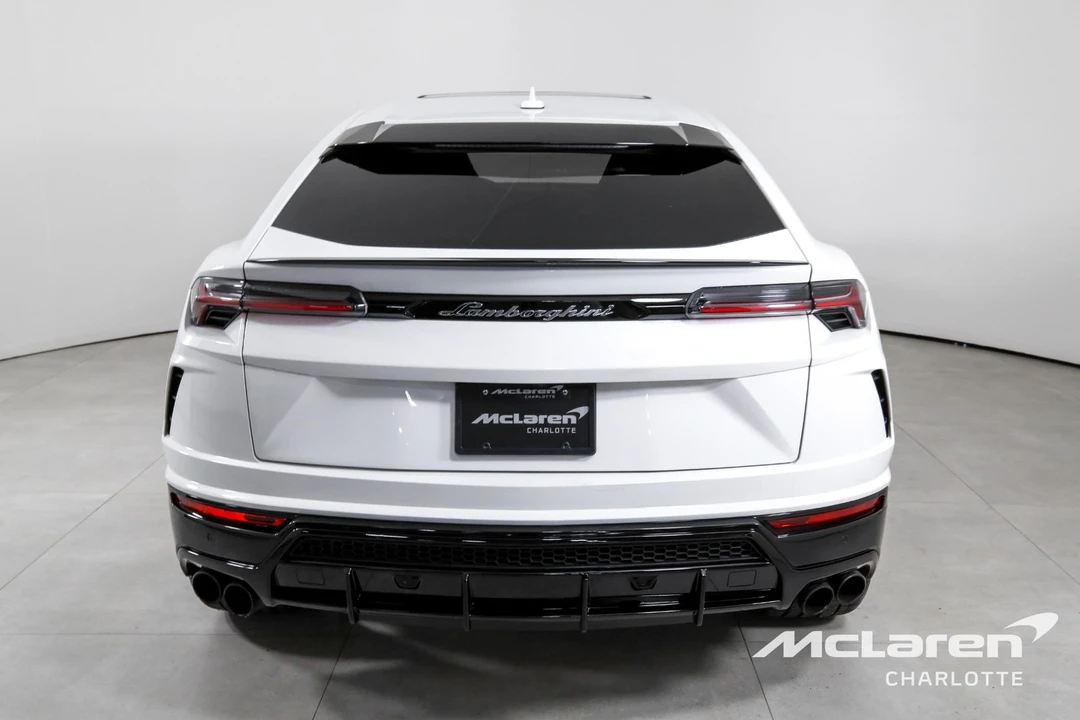 2022 Lamborghini Urus - Image 7 of 12