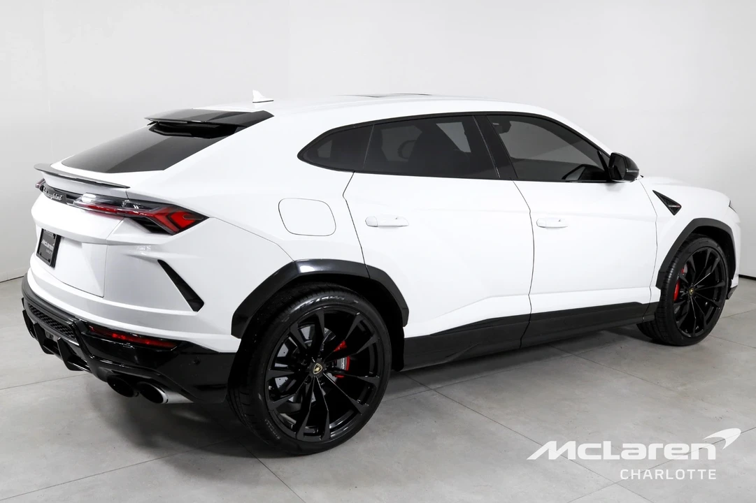 2022 Lamborghini Urus - Image 8 of 12