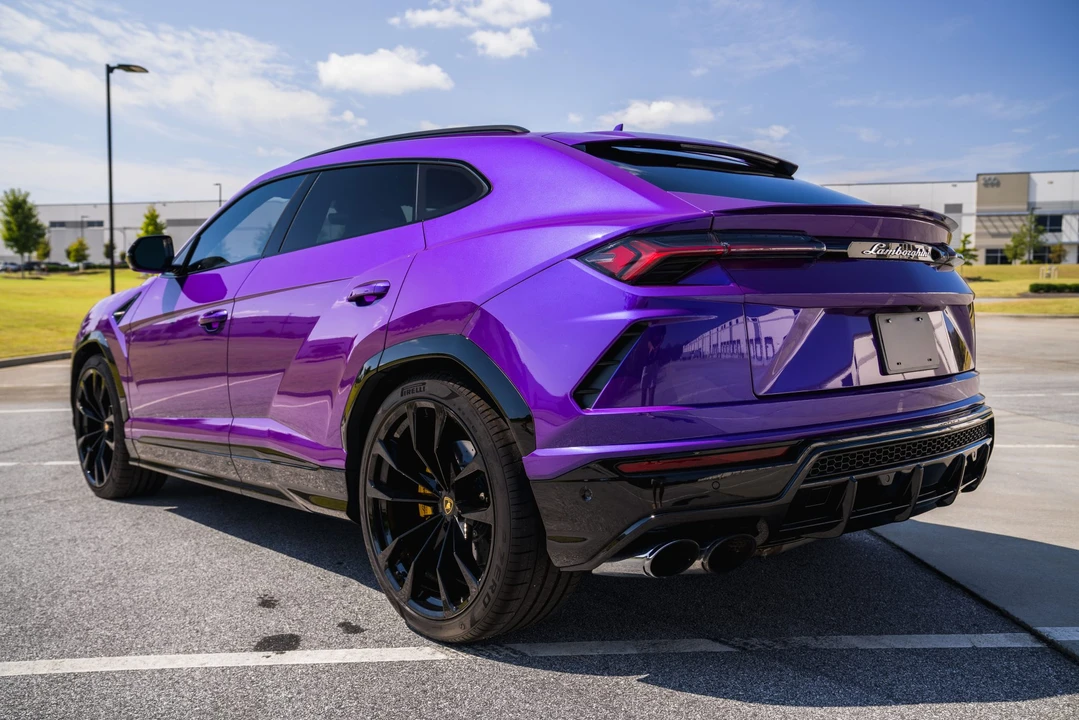 2022 Lamborghini Urus - Image 11 of 31