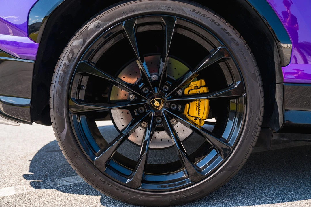 2022 Lamborghini Urus - Image 20 of 31