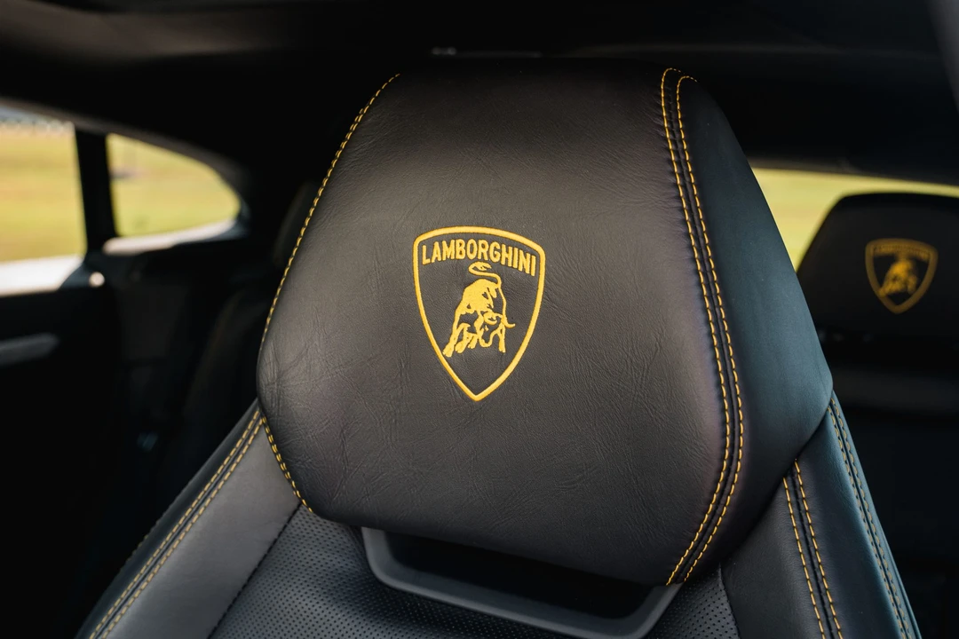 2022 Lamborghini Urus - Image 25 of 31
