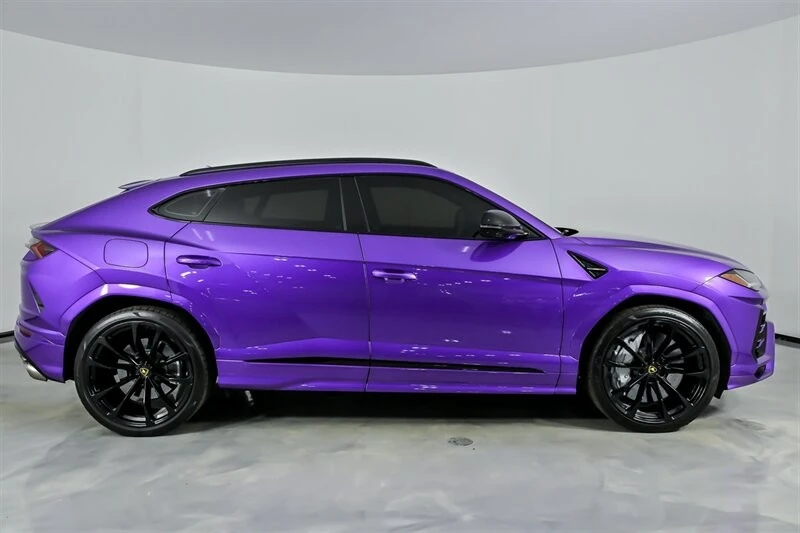 2022 Lamborghini Urus - Image 14 of 21