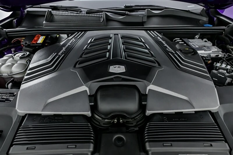 2022 Lamborghini Urus - Image 17 of 21