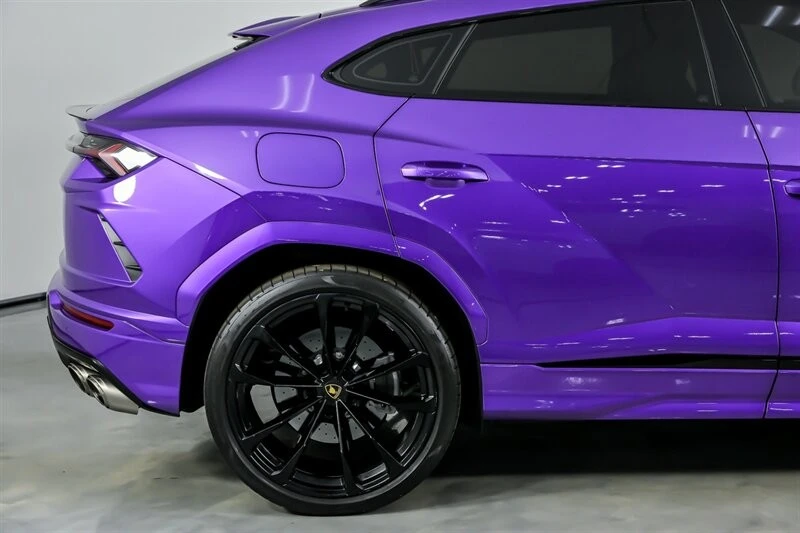 2022 Lamborghini Urus - Image 13 of 21