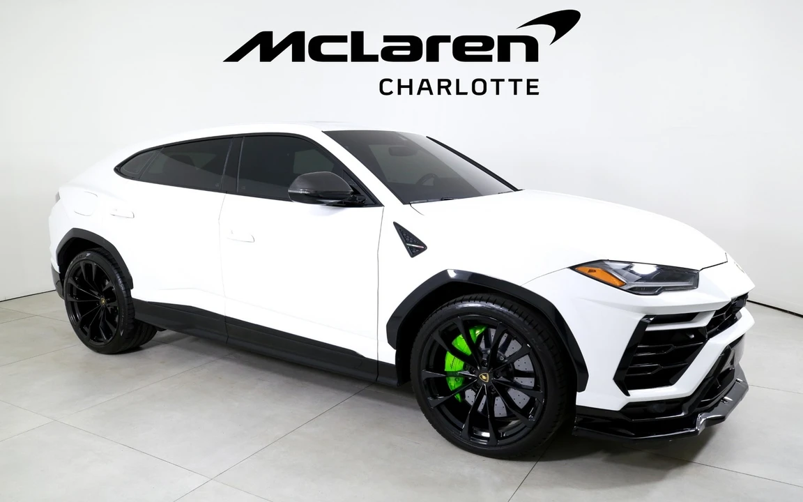 2022 Lamborghini Urus - Image 2 of 31