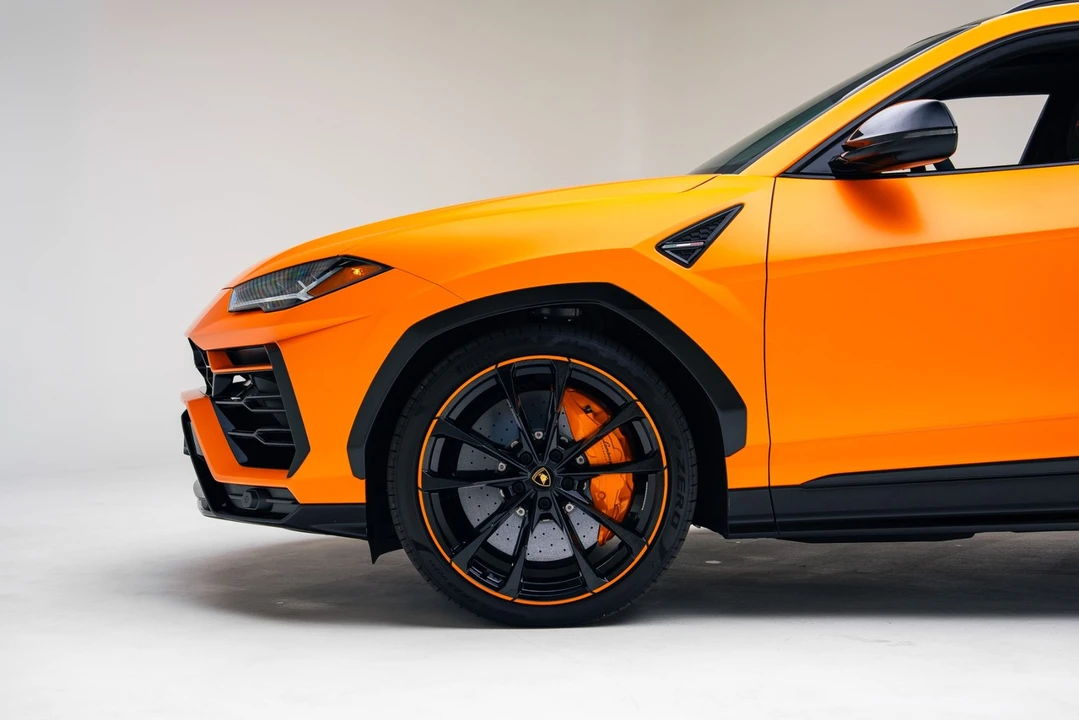 2022 Lamborghini Urus - Image 14 of 21