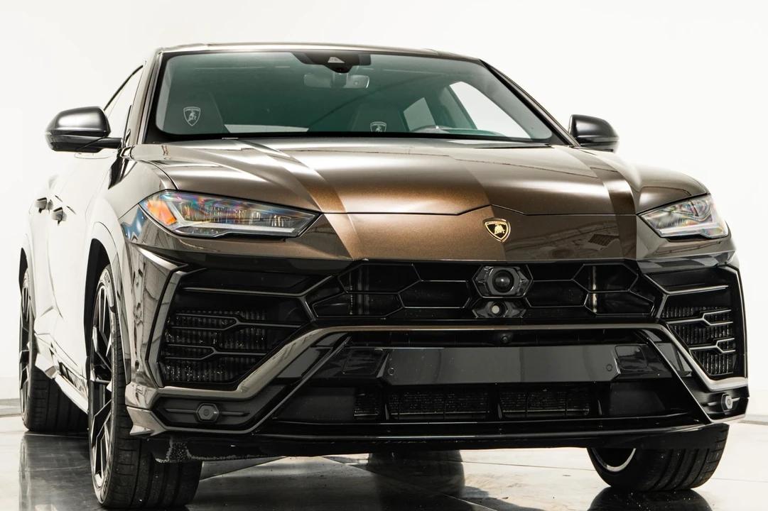2022 Lamborghini Urus - Image 3 of 21