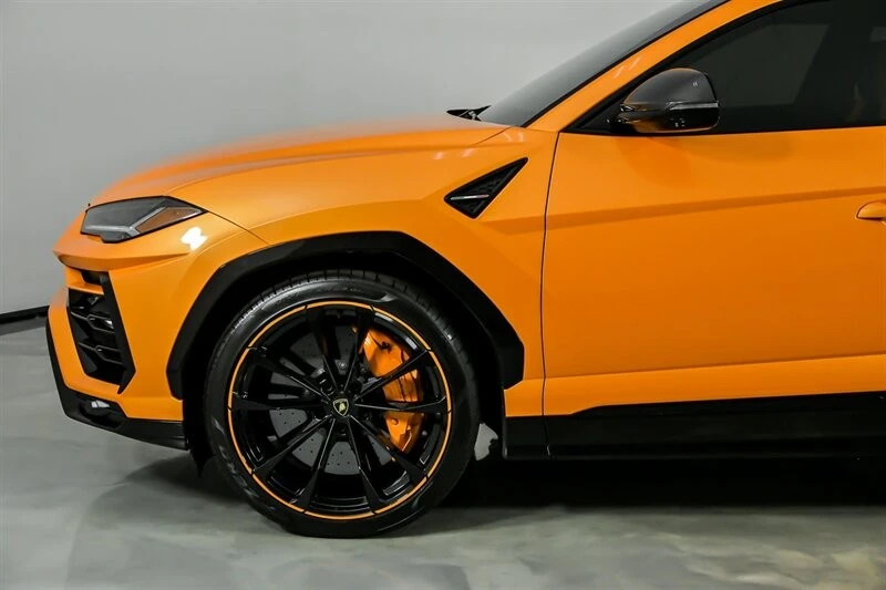 2022 Lamborghini Urus - Image 7 of 21