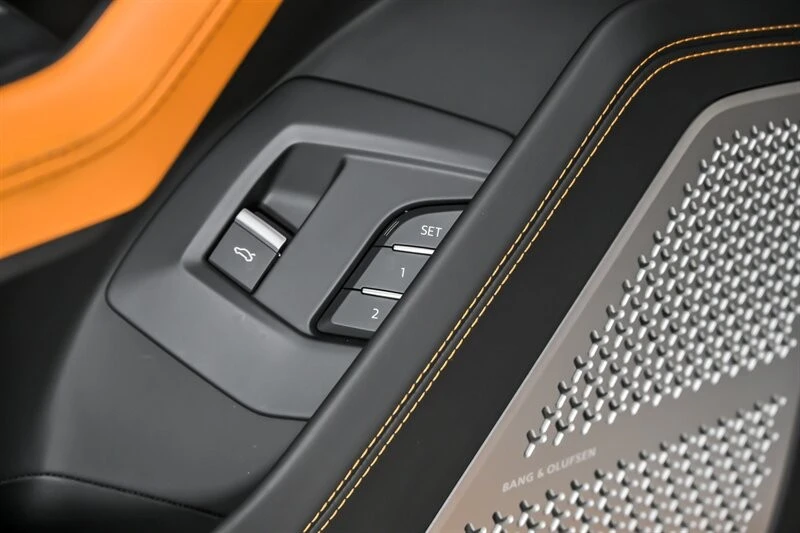 2022 Lamborghini Urus - Image 19 of 21