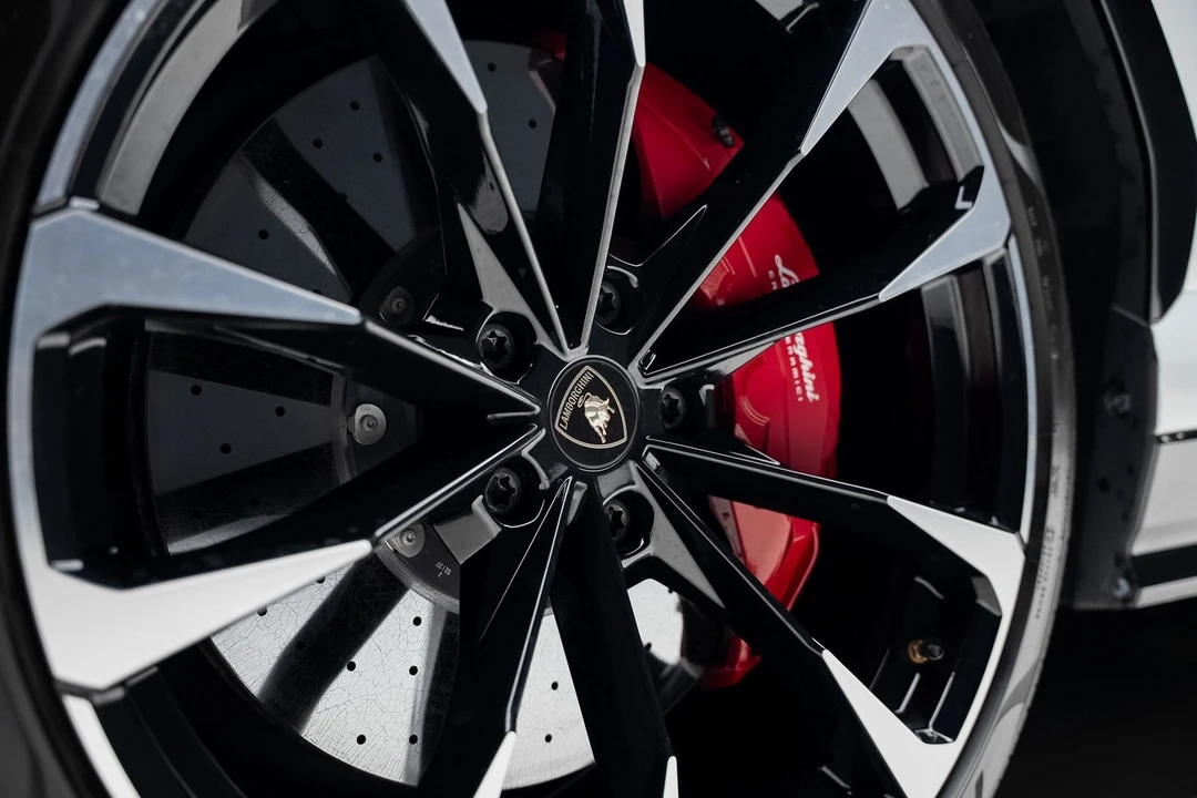 2022 Lamborghini Urus - Image 21 of 21