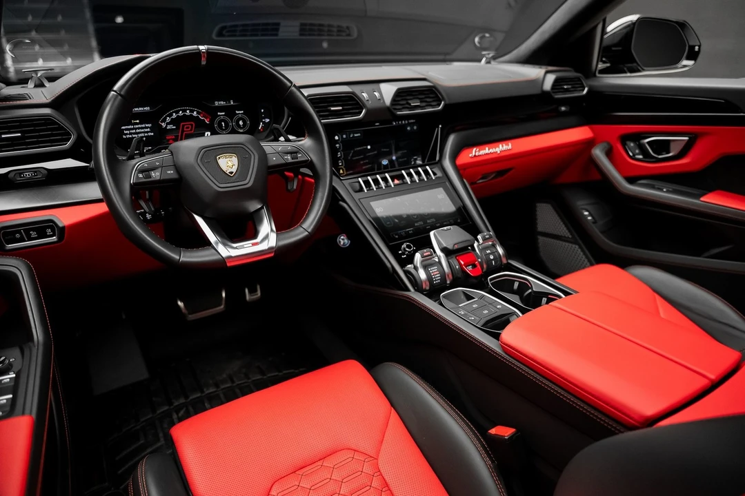 2022 Lamborghini Urus - Image 2 of 21
