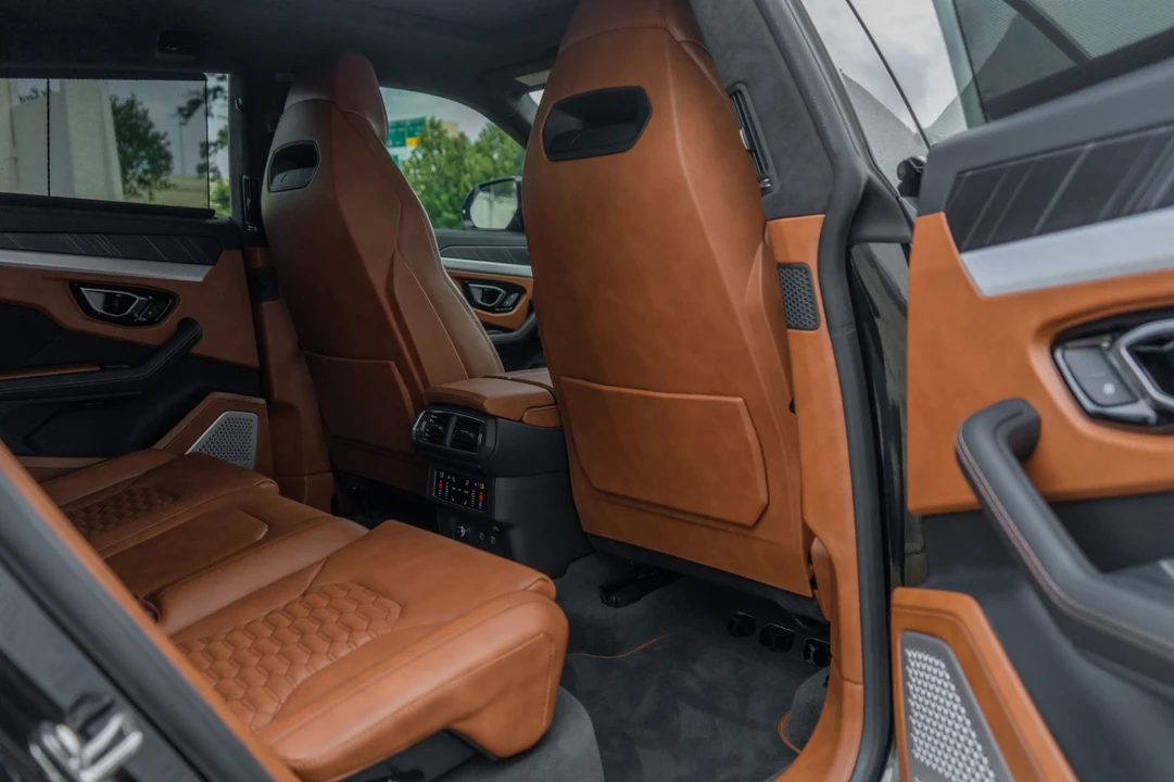 2022 Lamborghini Urus - Image 30 of 31