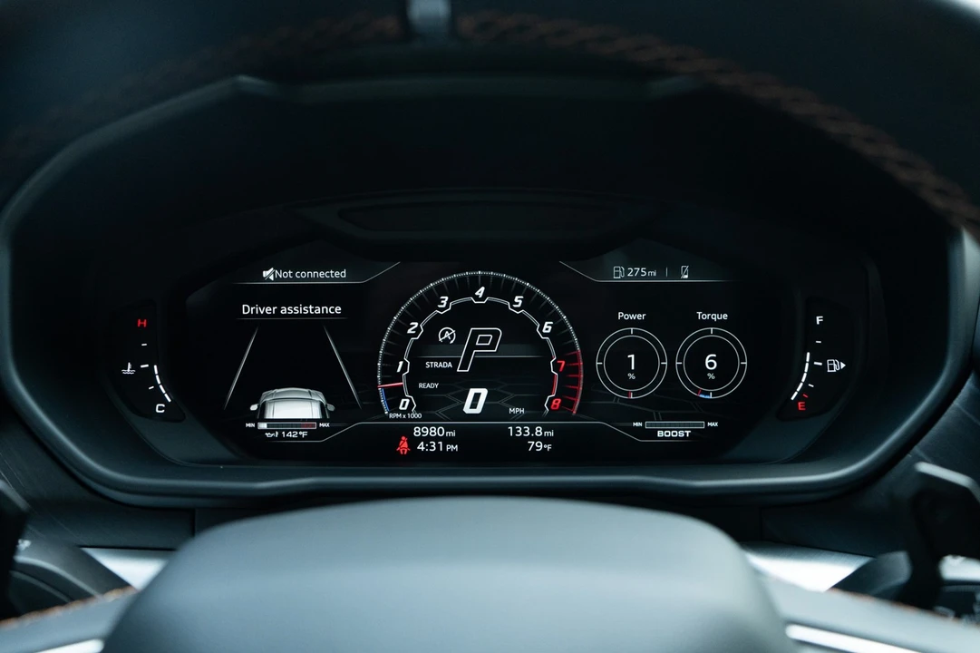 2022 Lamborghini Urus - Image 11 of 31